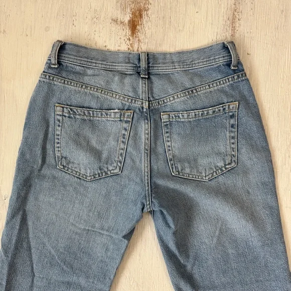 We The Free Maggie Mid Rise Distressed Straight Leg Jeans Light Wash Size 25 FP - Picture 8 of 10